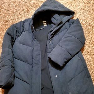 Brand new, no tags. Abercrombie Ultra Puffer.